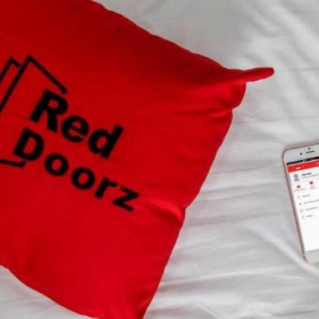 Reddoorz Plus Near Palembang Icon Mall 2 Екстер'єр фото